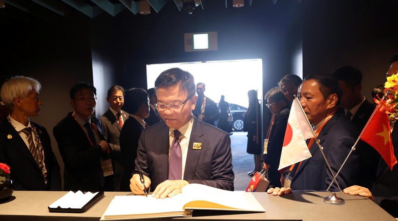 TOÀN CẢNH: Ngày Quốc gia Việt Nam tại World EXPO Osaka 2025, Nhật Bản- Ảnh 25.