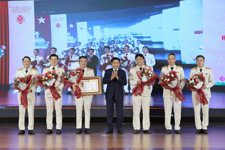 Mở rộng hợp lý chính sách tài khóa, hướng tới tăng trưởng hai con số- Ảnh 2.