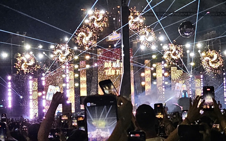 Sôi động không khí chào đón năm mới 2026 tại miền Trung