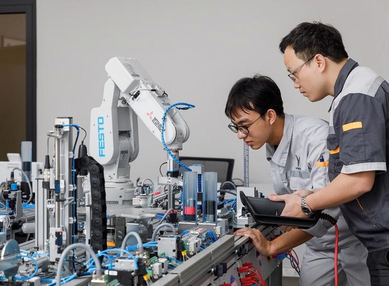 Ban hành tiêu chí nhân lực công nghệ số chất lượng cao- Ảnh 1. Ban hành tiêu chí nhân lực công nghệ số chất lượng cao- Ảnh 1.