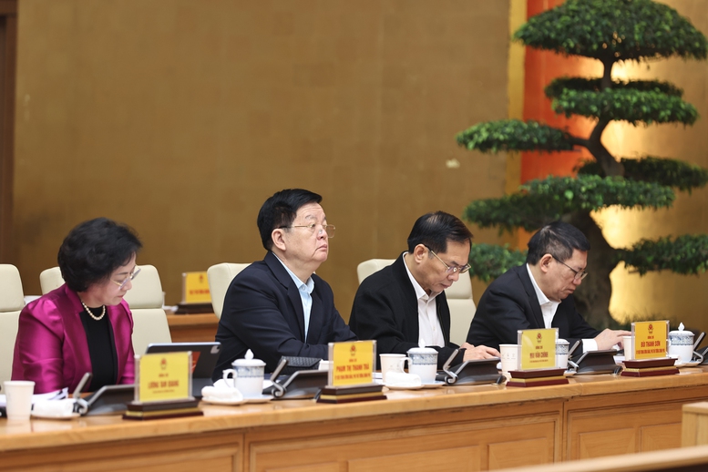 Đồng chí Phạm Minh Chính chủ trì Hội nghị tổng kết năm 2025, triển khai nhiệm vụ năm 2026 của Đảng ủy Chính phủ- Ảnh 4.