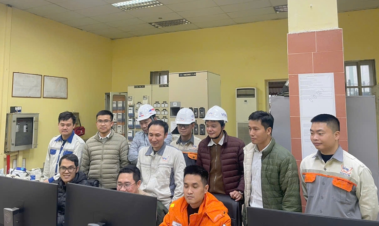 Hoàn thành dự án nâng cấp hệ thống điều khiển các trạm biến áp 500 kV, 220 kV tại miền Bắc- Ảnh 1.