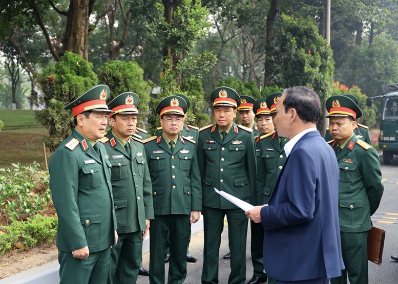Bộ Quốc phòng kiểm tra công tác chuẩn bị đưa, đón đại biểu dự Đại hội XIV của Đảng- Ảnh 1.