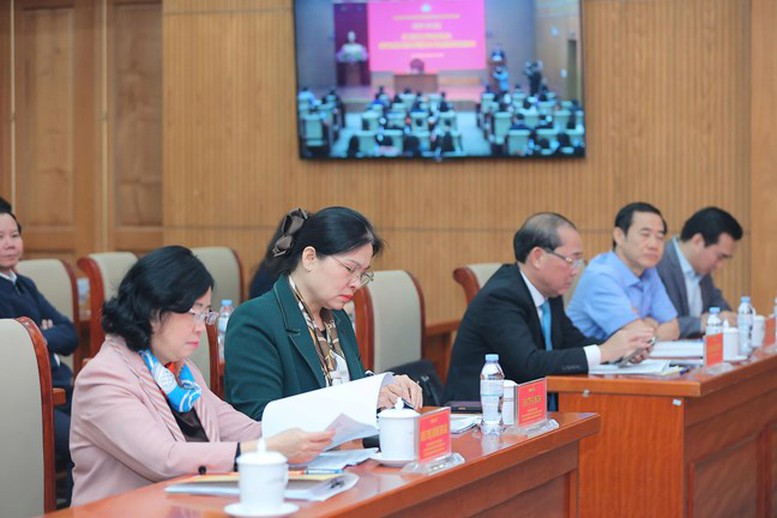 MTTQ Việt Nam giới thiệu 5 người ứng cử đại biểu Quốc hội khóa XVI- Ảnh 1.