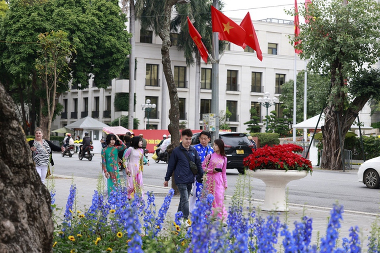 Nhân dân Thủ đô tin tưởng về những quyết sách lớn cho kỷ nguyên mới- Ảnh 2.