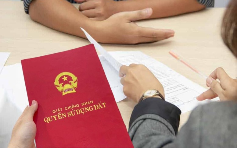 Xây nhà trên đất ruộng từ 1992, cấp Giấy chứng nhận theo quy định nào?