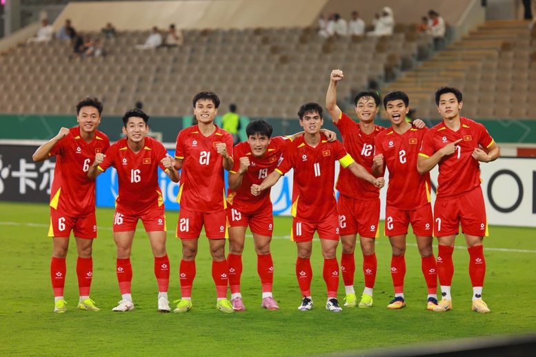 Chiến thắng nghẹt thở trước U23 UAE, U23 Việt Nam tiến vào bán kết- Ảnh 1. Chiến thắng nghẹt thở trước U23 UAE, U23 Việt Nam tiến vào bán kết- Ảnh 1.