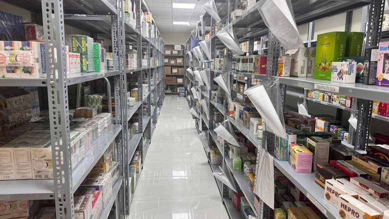 Triệt phá đường dây sản xuất, buôn bán thực phẩm chức năng giả quy mô đặc biệt lớn- Ảnh 2.