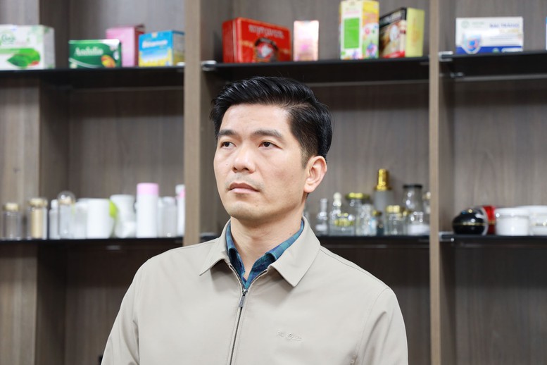 Triệt phá đường dây sản xuất, buôn bán thực phẩm chức năng giả quy mô đặc biệt lớn- Ảnh 1.