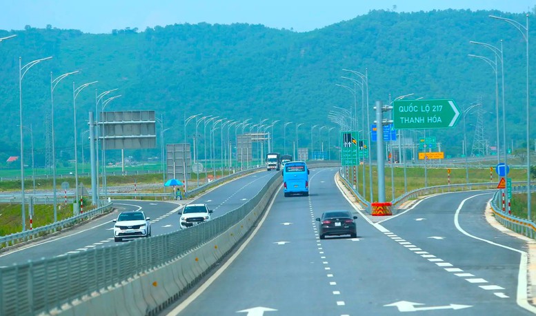 Xây dựng mức thu phí sử dụng đường bộ với 18 tuyến cao tốc- Ảnh 1.