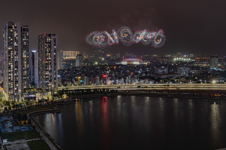 Chùm ảnh: Tổng duyệt bắn pháo hoa chào mừng Đại hội XIV của Đảng- Ảnh 7.