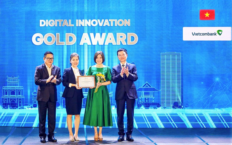 VCB Tablet giành Giải Vàng Đổi mới sáng tạo số tại ASEAN Digital Awards 2026