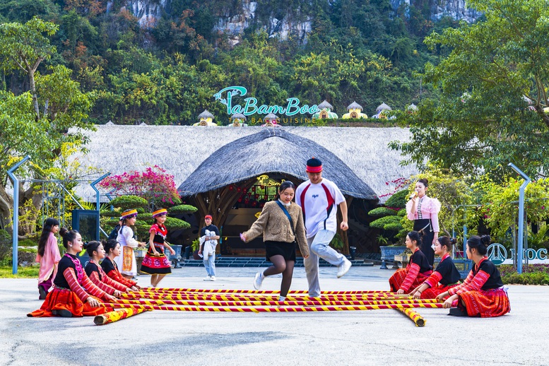 Điểm đến thú vị trong hành trình khám phá du lịch Tây Bắc- Ảnh 5.