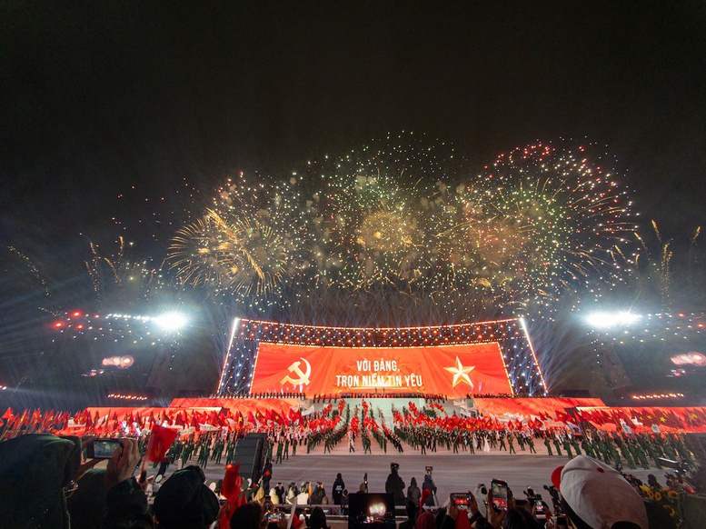 Người dân Thủ đô gửi trọn niềm tin vào những quyết sách sau Đại hội XIV của Đảng- Ảnh 4.