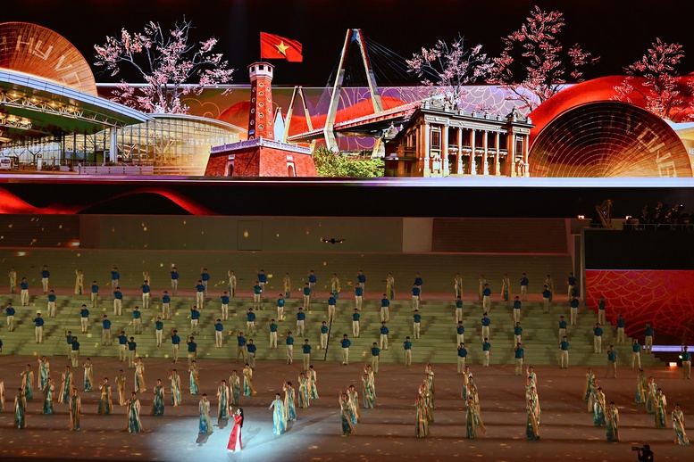 ‘Dưới lá cờ vẻ vang của Đảng’ chào mừng thành công Đại hội XIV của Đảng- Ảnh 4.