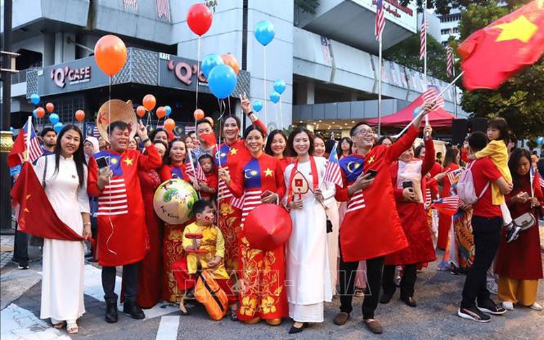 Kiều bào tin tưởng, đánh giá cao kết quả Đại hội XIV của Đảng