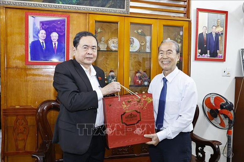 Chủ tịch Quốc hội thăm, tri ân các đồng chí nguyên lãnh đạo Đảng, Nhà nước- Ảnh 3.