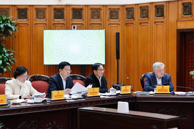 Thủ tướng: Khẩn trương hoàn thiện các báo cáo, tờ trình cấp có thẩm quyền về các dự án điện hạt nhân- Ảnh 4. Thủ tướng: Khẩn trương hoàn thiện các báo cáo, tờ trình cấp có thẩm quyền về các dự án điện hạt nhân- Ảnh 4.