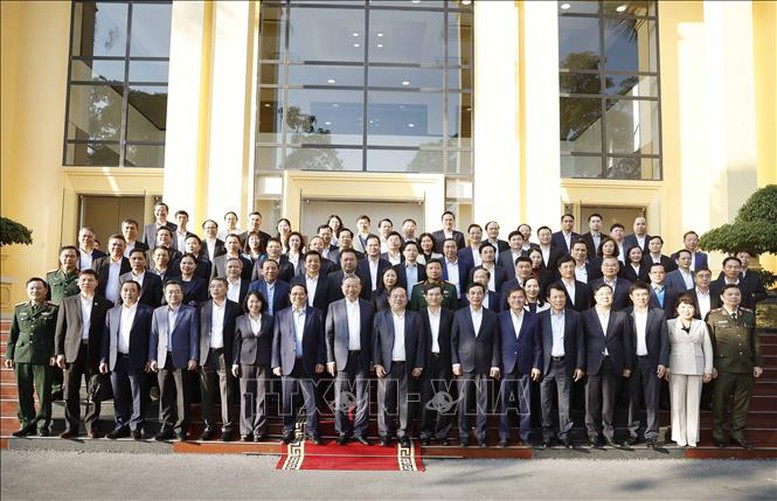 Tổng Bí thư Tô Lâm: Quảng Ninh từng bước trở thành hình mẫu phát triển xanh, hiện đại, sáng tạo và hội nhập quốc tế- Ảnh 5.