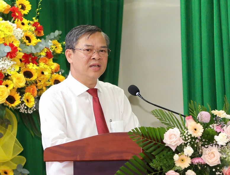 Chủ tịch UBND TP. Cần Thơ: Điều chỉnh quy hoạch để Cần Thơ vươn thành cực tăng trưởng quốc gia- Ảnh 1.