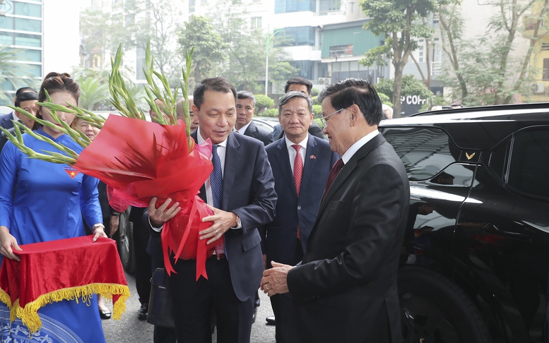 Tổng Bí thư, Chủ tịch nước Lào thăm và làm việc tại EVN