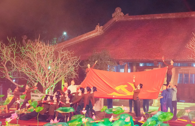 Lãnh đạo Đảng, Nhà nước dự cầu truyền hình kỷ niệm 85 năm Ngày Bác Hồ về nước trực tiếp lãnh đạo cách mạng Việt Nam- Ảnh 15.