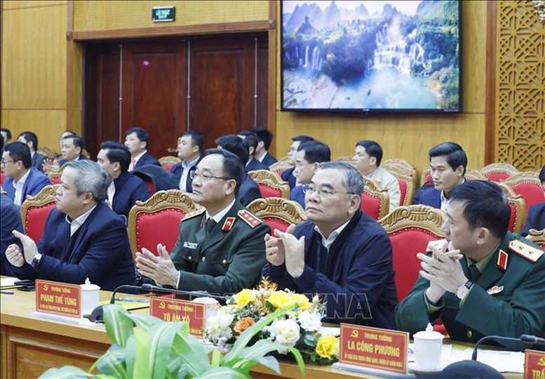 Tổng Bí thư: Cao Bằng sẽ biến lợi thế đặc thù thành động lực phát triển thực chất- Ảnh 5. Tổng Bí thư: Cao Bằng sẽ biến lợi thế đặc thù thành động lực phát triển thực chất- Ảnh 5.