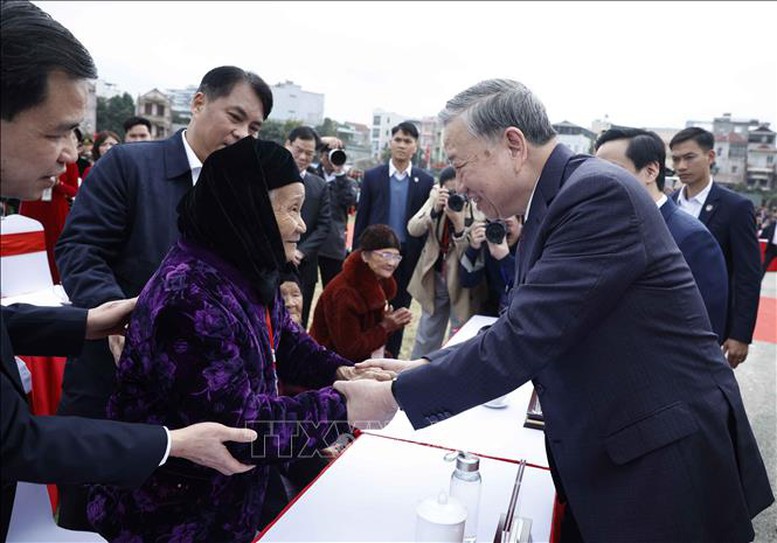 Tổng Bí thư Tô Lâm: Tiếp tục chung sức, đồng lòng đưa Cao Bằng tiến lên vững chắc- Ảnh 3. Tổng Bí thư Tô Lâm: Tiếp tục chung sức, đồng lòng đưa Cao Bằng tiến lên vững chắc- Ảnh 3.