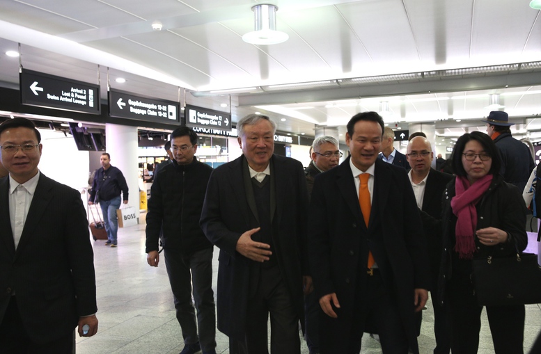 Phó Thủ tướng Thường trực Chính phủ Nguyễn Hoà Bình bắt đầu chuyến thăm làm việc tại Thụy Sĩ- Ảnh 2.