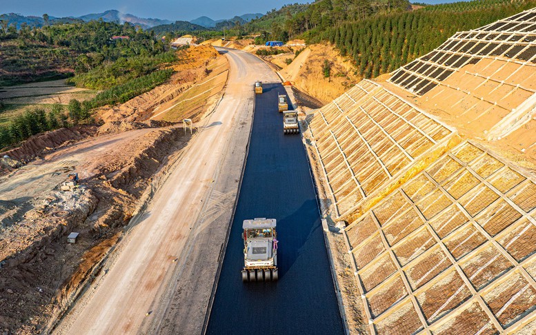 Tổ chức giao thông tạm dịp Tết trên hai cao tốc qua Cao Bằng, Lạng Sơn