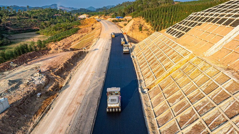 Tổ chức giao thông tạm dịp Tết trên hai cao tốc qua Cao Bằng, Lạng Sơn- Ảnh 1.