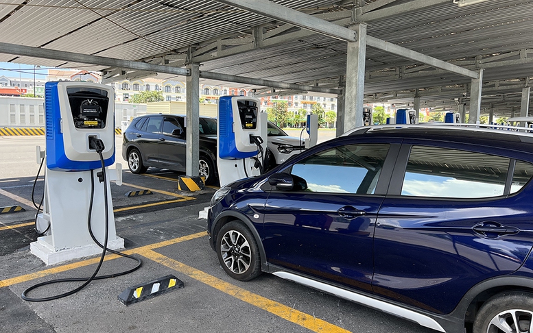 Khoảng 1 triệu ô tô điện vào năm 2030: Hệ thống điện quốc gia đủ khả năng đáp ứng