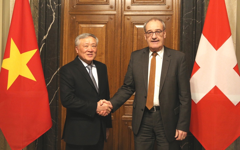 Việt Nam mong muốn tăng cường hợp tác với Thụy Sĩ trong phát triển trung tâm tài chính quốc tế