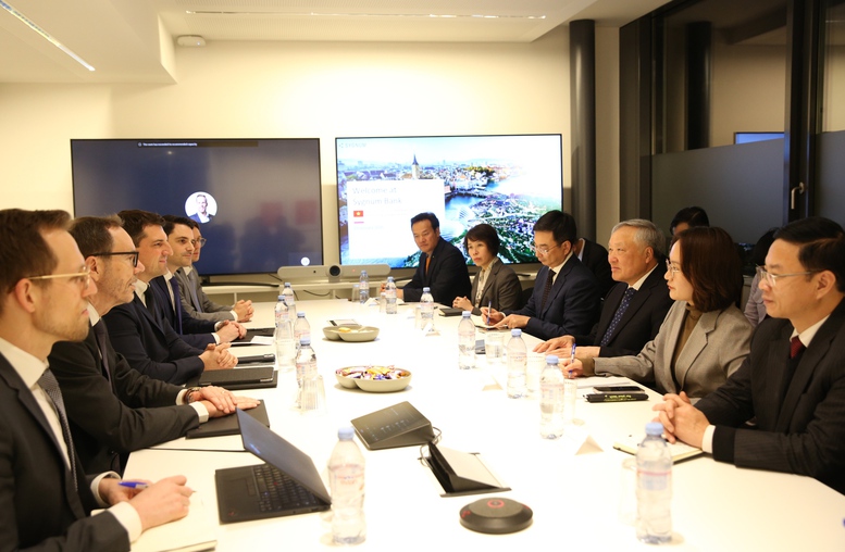 Việt Nam kêu gọi và luôn tạo môi trường thuận lợi cho các doanh nghiệp Thụy Sĩ sang hợp tác đầu tư, kinh doanh- Ảnh 5.