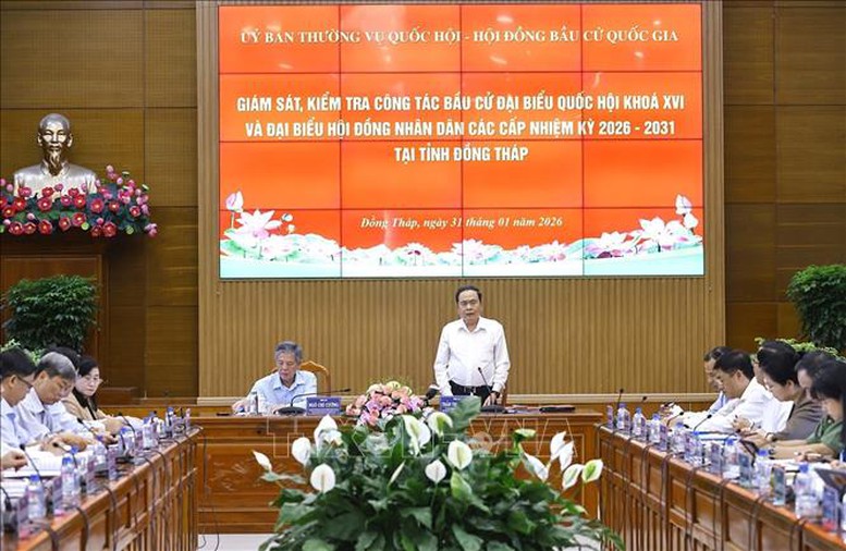 Chủ tịch Quốc hội Trần Thanh Mẫn làm việc với Ủy ban Bầu cử tỉnh Đồng Tháp