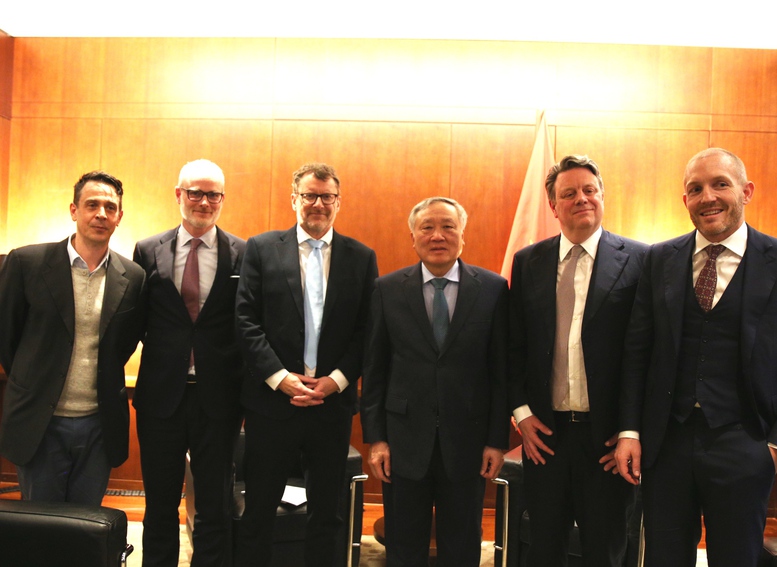 Thúc đẩy kết nối Trung tâm tài chính quốc tế Việt Nam với thế giới- Ảnh 8. Thúc đẩy kết nối Trung tâm tài chính quốc tế Việt Nam với thế giới- Ảnh 8.