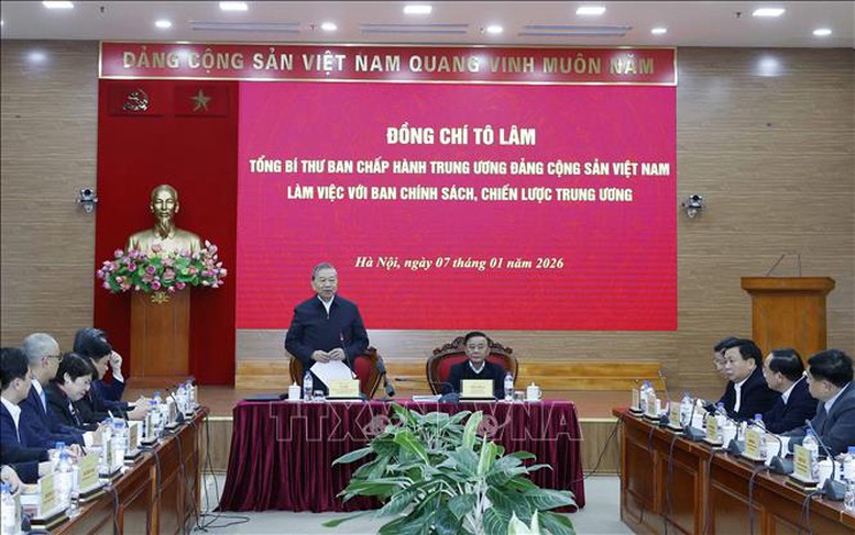 Tổng Bí thư Tô Lâm: Khơi dậy khát vọng cống hiến, vươn lên của dân tộc bằng tri thức và sáng tạo- Ảnh 2.