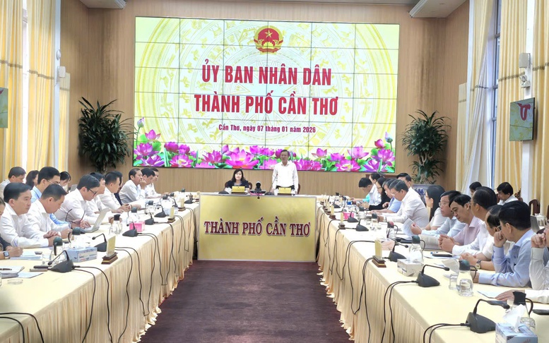 Ngành y tế Cần Thơ trước 'bài toán lớn' về nhân lực, tài chính và chất lượng phục vụ