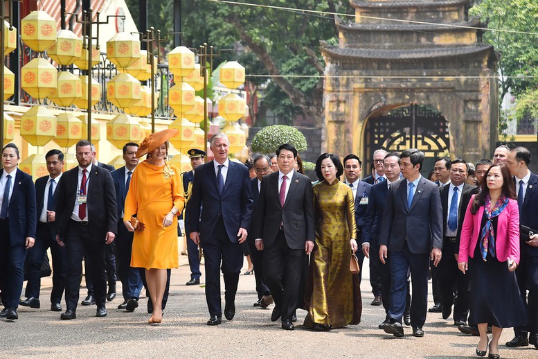Cổng Thông tin điện tử Chính phủ: “Cầu nối thông tin” với thế giới- Ảnh 2. Cổng Thông tin điện tử Chính phủ: “Cầu nối thông tin” với thế giới- Ảnh 2.