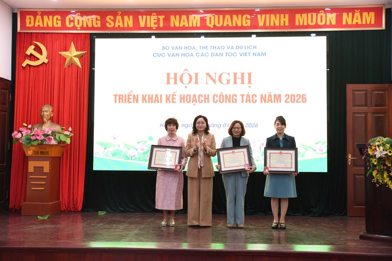 Bảo tồn giá trị văn hóa các dân tộc, lan tỏa tinh thần đại đoàn kết- Ảnh 2. Bảo tồn giá trị văn hóa các dân tộc, lan tỏa tinh thần đại đoàn kết- Ảnh 2.