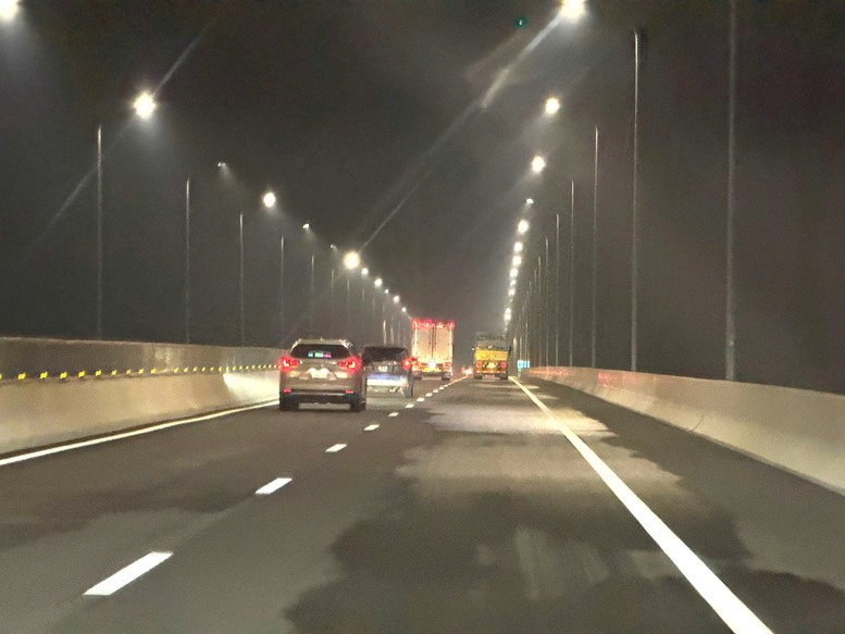 Cao tốc Bến Lức - Long Thành chính thức thông xe toàn tuyến- Ảnh 3.