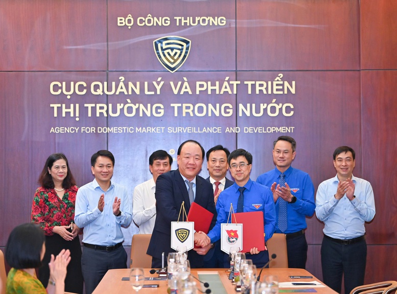 Khai mạc Tuần lễ sản phẩm Việt - Lào tại Hà Nội- Ảnh 7.