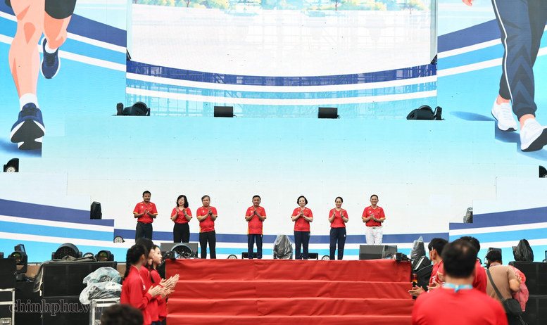 Toàn dân luyện tập thể thao vì sức khỏe nhân dân, vì một Việt Nam khỏe mạnh và cường thịnh- Ảnh 3.
