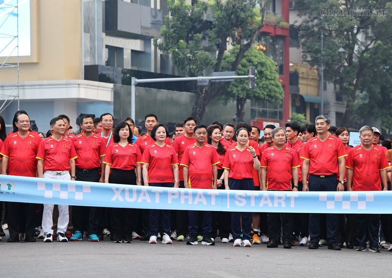 Toàn dân luyện tập thể thao vì sức khỏe nhân dân, vì một Việt Nam khỏe mạnh và cường thịnh- Ảnh 5.