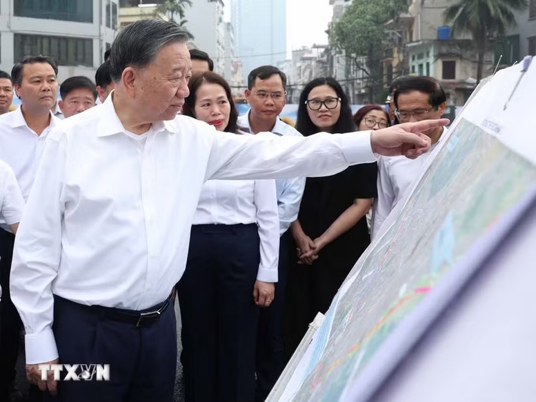 Tổng Bí thư, Chủ tịch nước Tô Lâm kiểm tra tiến độ thi công một số công trình, dự án trọng điểm của Thủ đô- Ảnh 1.