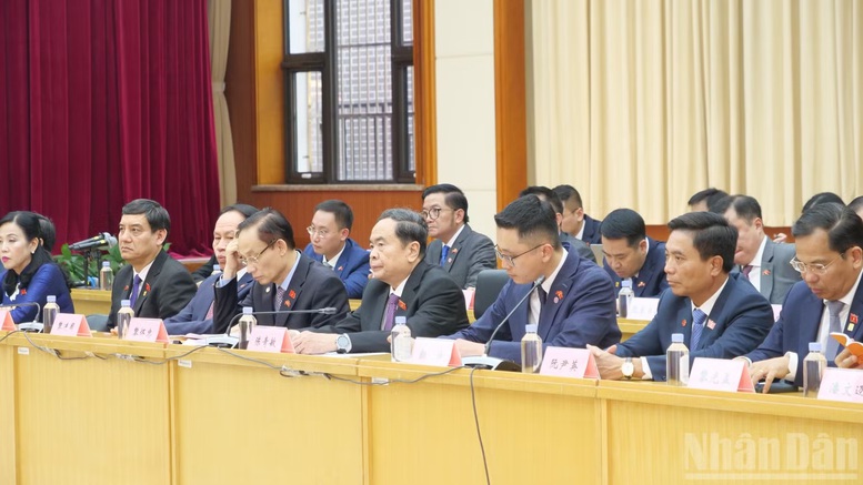 Chủ tịch Quốc hội Trần Thanh Mẫn thăm mô hình lập pháp ở Bắc Kinh- Ảnh 3.