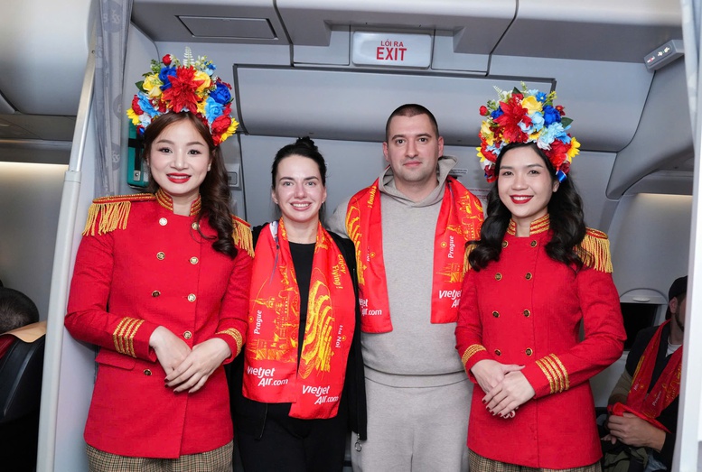 Vietjet khai trương đường bay đến Almaty và Praha- Ảnh 4.