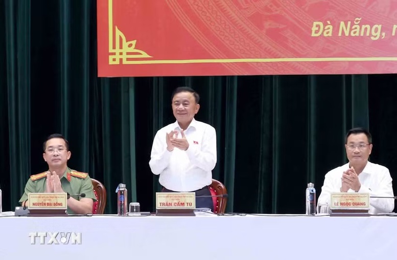 Thường trực Ban Bí thư Trần Cẩm Tú tiếp xúc cử tri tại Đà Nẵng- Ảnh 1.