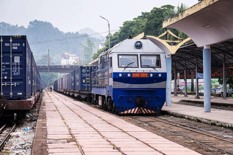 Thúc đẩy vận tải liên vận quốc tế qua 3 tuyến đường sắt kết nối Trung Quốc- Ảnh 2.