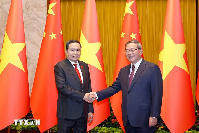 Chủ tịch Quốc hội Trần Thanh Mẫn hội kiến Thủ tướng Quốc vụ viện Trung Quốc Lý Cường- Ảnh 1.